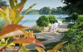 Bernstein Acamed Resort